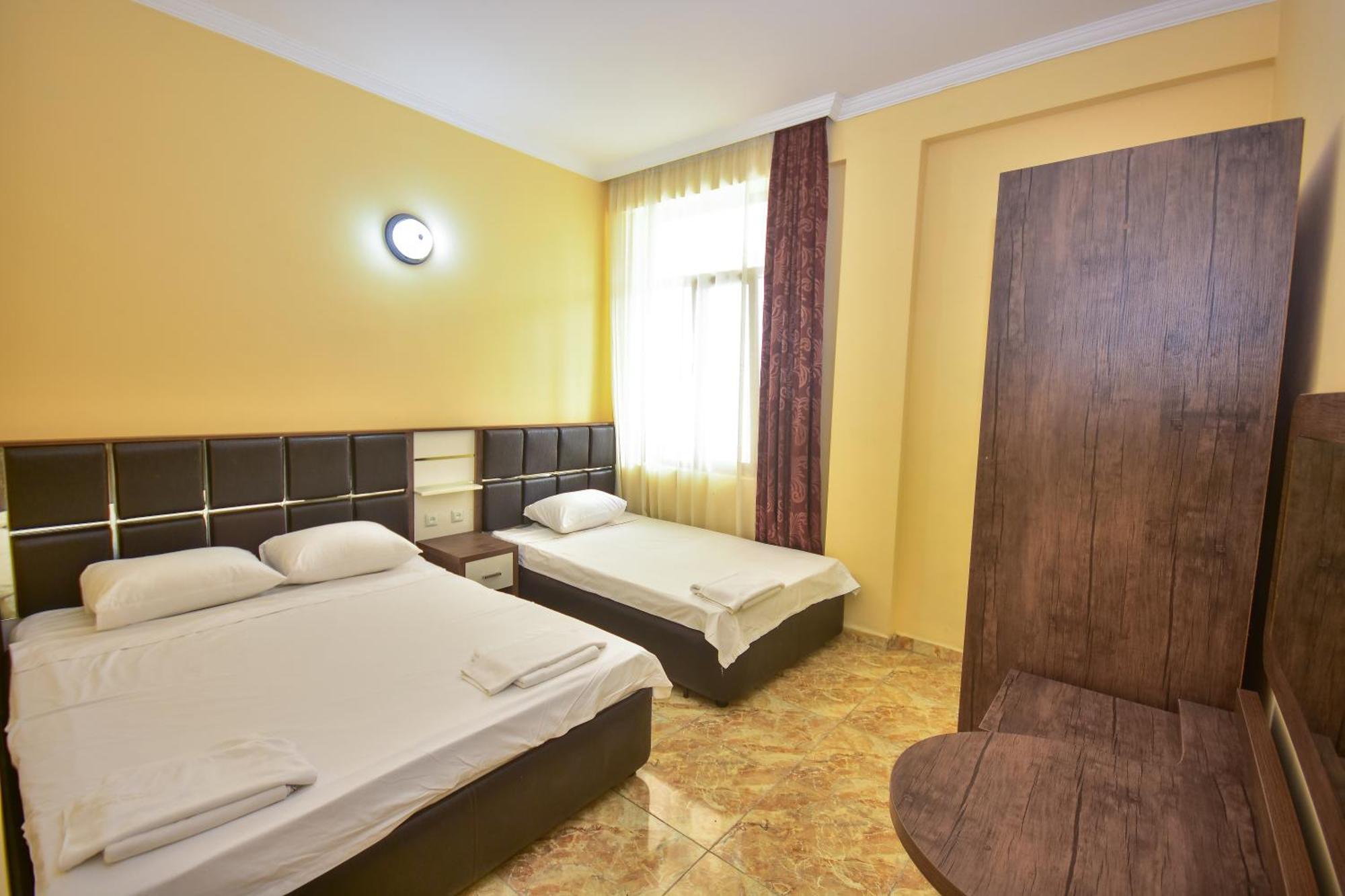 Family Apartments In Batumi Exterior foto